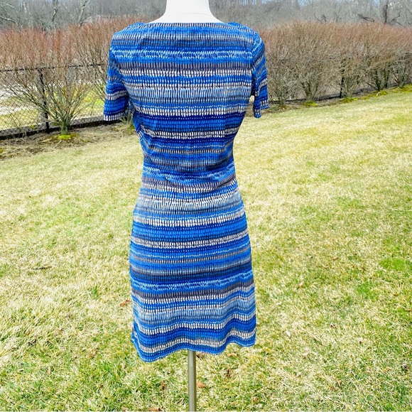 ZERO Geometric Print Dress - Picture 14 of 16